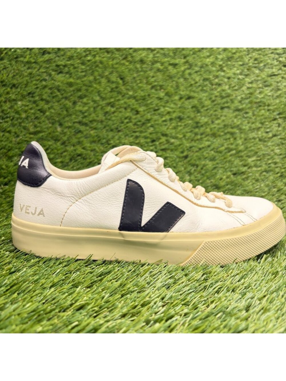 Veja Campo Womens Size 7 White Black Athletic Leather Walking Shoes Sneakers